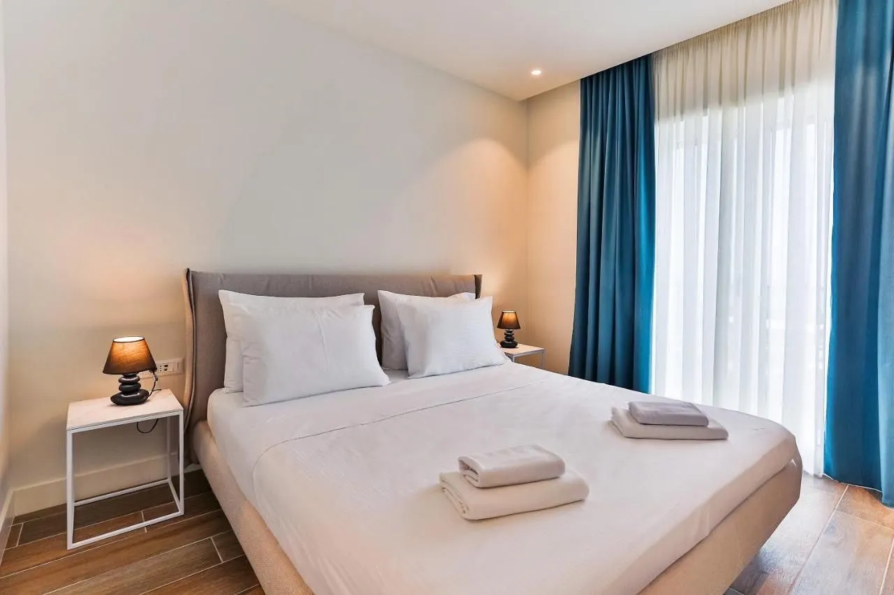 Prodaja, dvosoban stan, 95m², Luštica, Tivat