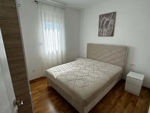 Izdavanje, dvosoban stan, 60m², Zagorič, Podgorica - image 7