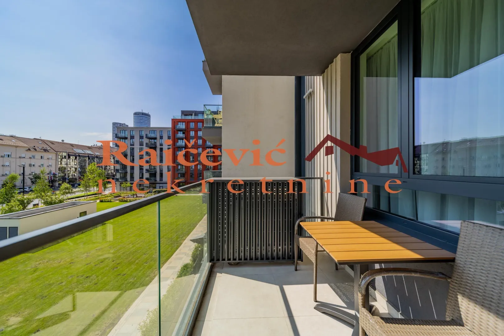 Izdavanje, trosoban stan, 76m², Savski Venac, Beograd