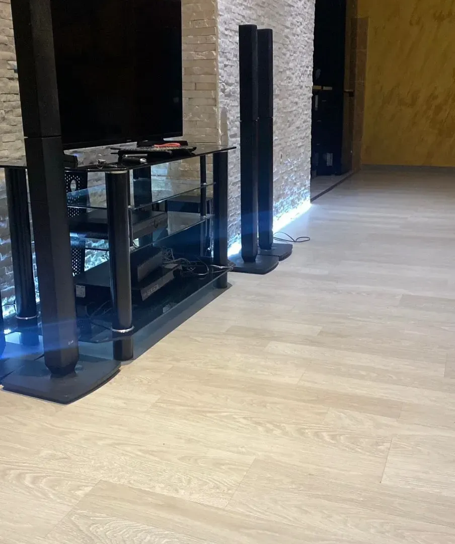 Izdavanje, jednosoban stan, 47m², Stari Aerodrom, Podgorica