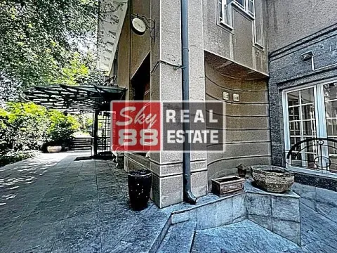 Izdavanje, kuća, 375m², Senjak, Beograd - image 4