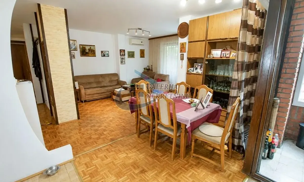 Sale, two bedroom apartment, 64m², Cerak Vinogradi, Beograd