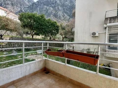 Prodaja, trosoban stan, 142m², Risan, Kotor - image 16