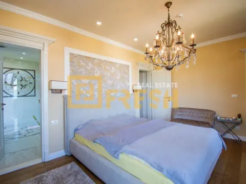 Prodaja, kuća, 371m², Tivat, Crna Gora - image 29