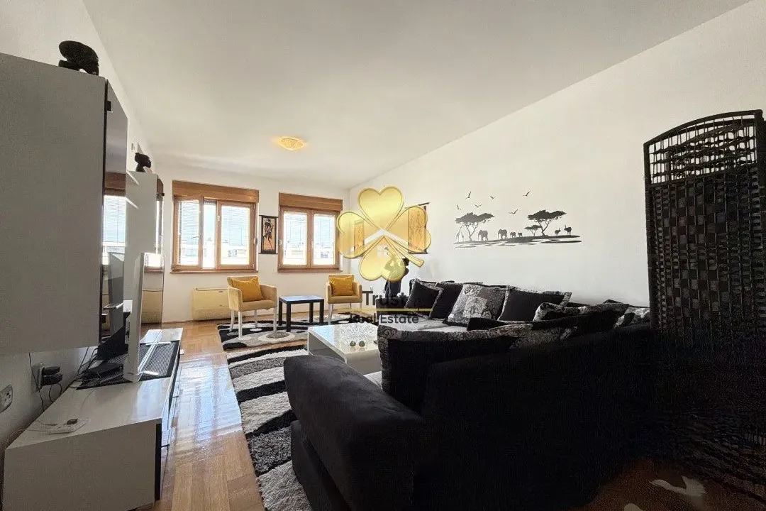 Izdavanje, trosoban stan, 95m², Preko Morače, Podgorica