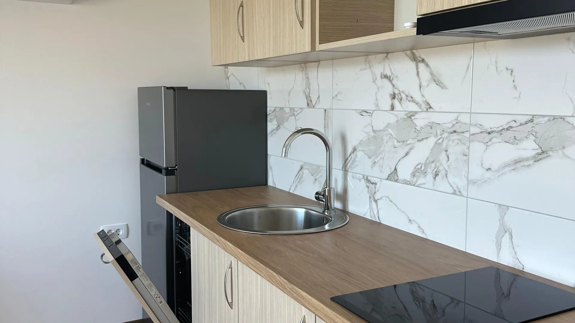 Rent, one bedroom apartment, 38m², Seljanovo, Tivat
