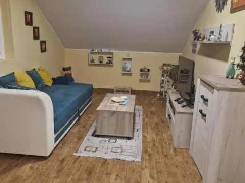 Izdavanje, jednosoban stan, 57m², Tivat, Crna Gora - image 4