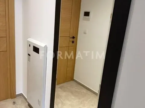 Izdavanje, dvosoban stan, 60m², Cvetkova Pijaca, Zvezdara Sve Podlokacije - image 5