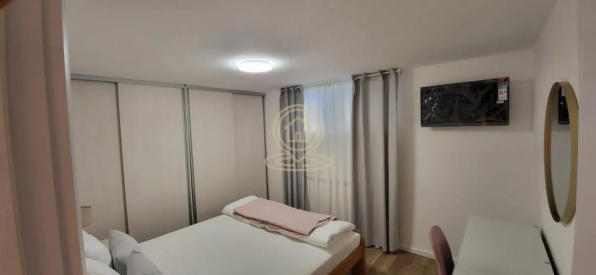 Rent, two bedroom apartment, 50m², Južni Bulevar, Vračar Sve Podlokacije