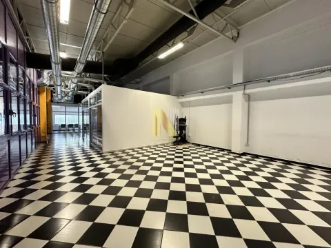 Rent, office space, 1000m², Adamovićevo Naselje, Novi Sad Sve Podlokacije - image 6