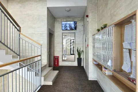 Rent, two bedroom apartment, 64m², City Kej, Podgorica - image 20