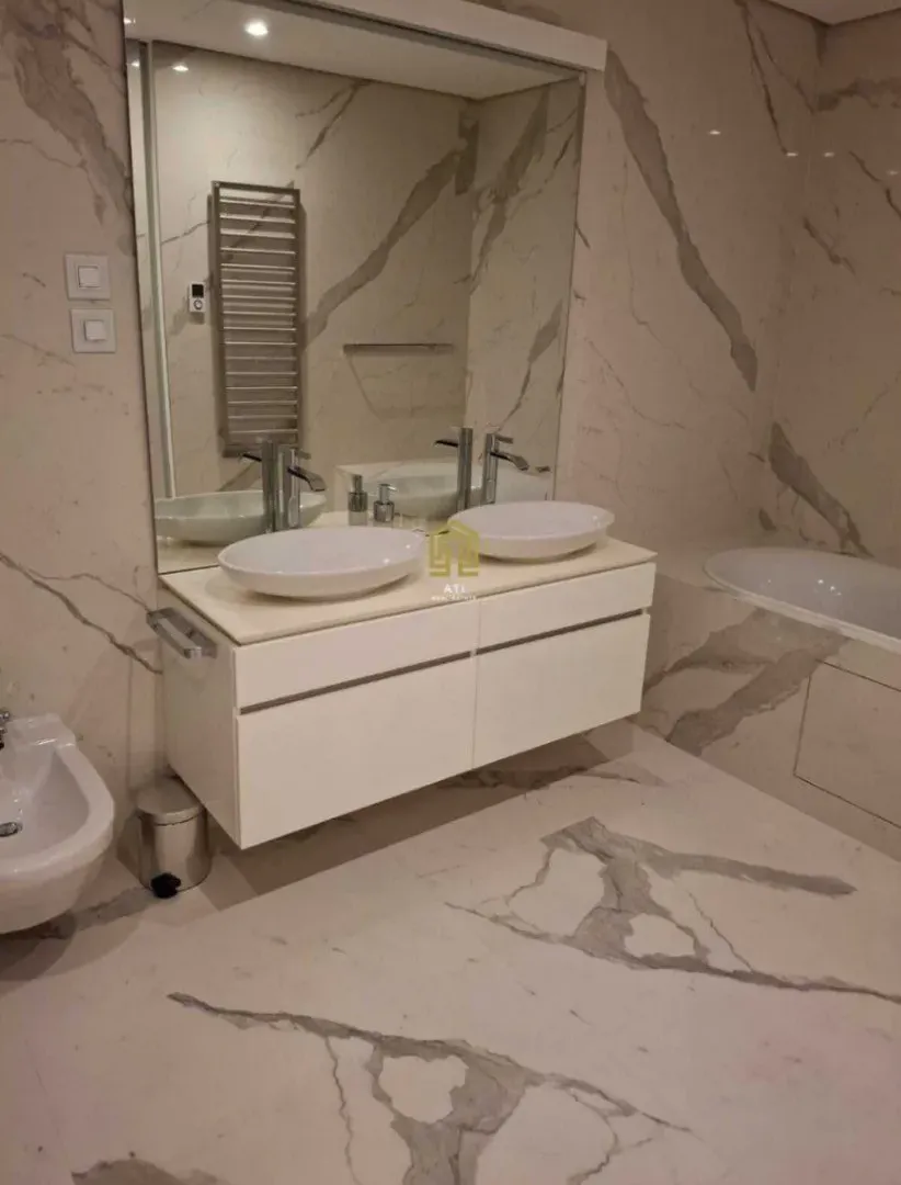 Prodaja, dvosoban stan, 160m², Zavala, Budva
