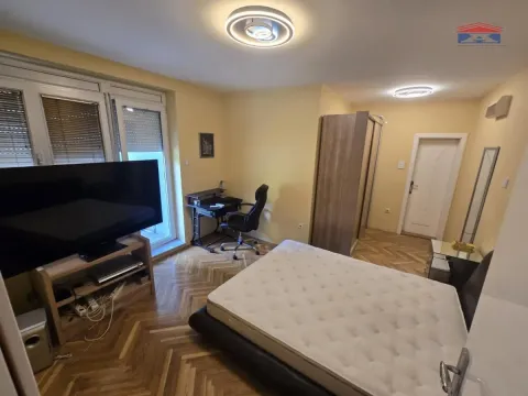 Prodaja, trosoban stan, 75m², Grbavica, Novi Sad Sve Podlokacije - image 10