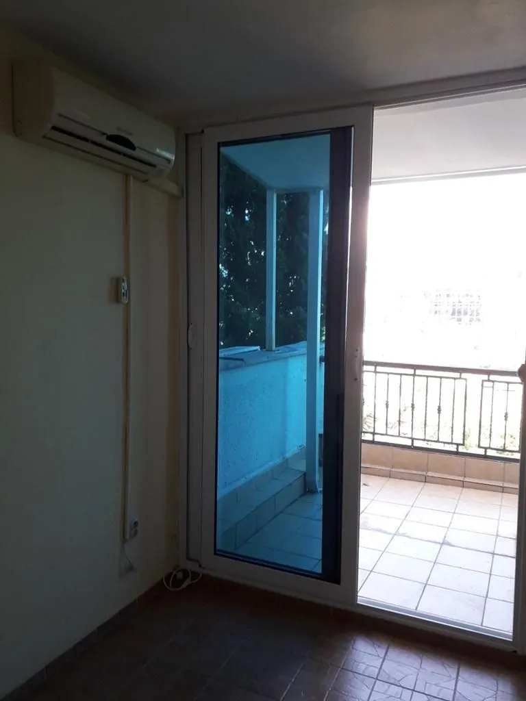 Rent, one bedroom apartment, 45m², Blok 5, Podgorica