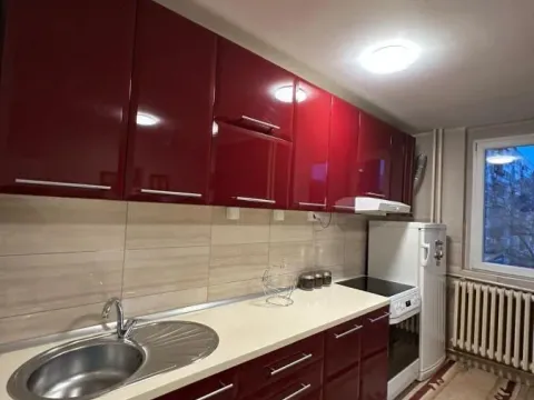 Izdavanje, trosoban stan, 70m², Čair, Niš - image 4