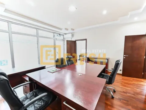 Rent, office space, 65m², Pobrežje, Podgorica - image 10