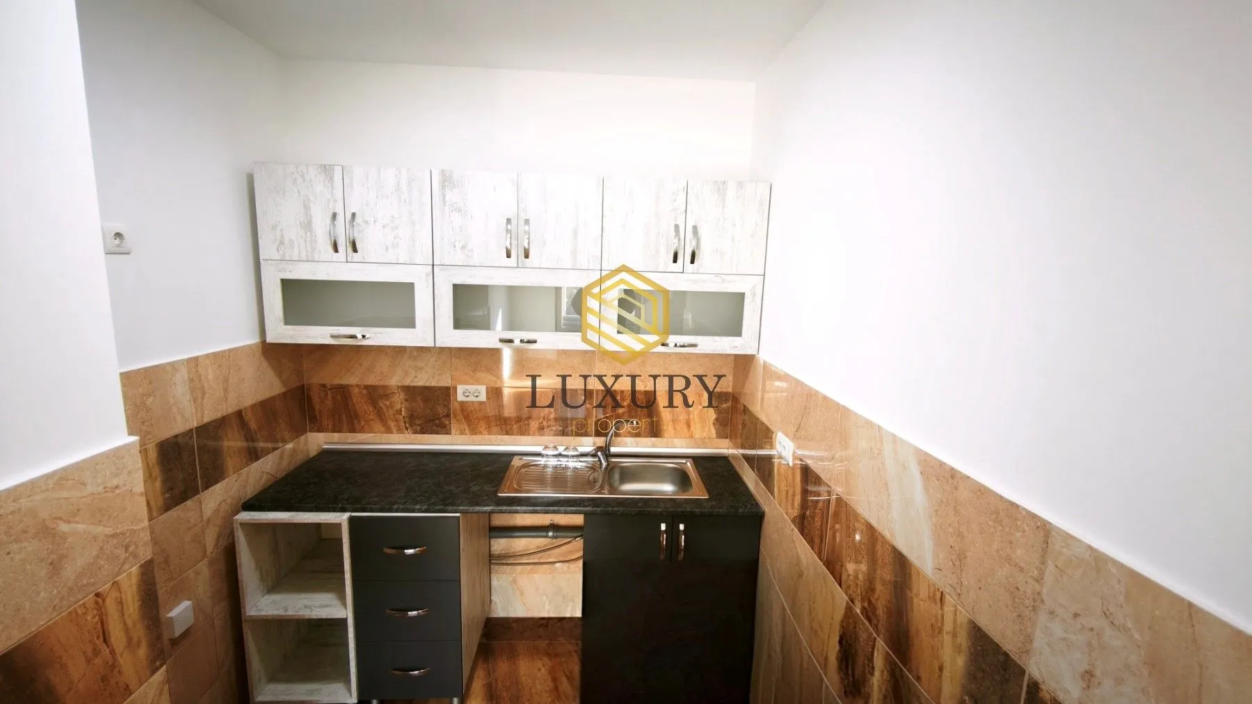 Rent, two bedroom apartment, 56m², City Kvart, Podgorica