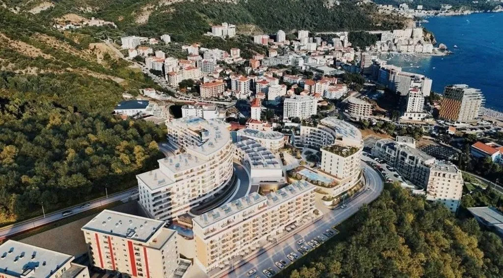 Sale, studio apartment, 44m², Bečići, Budva