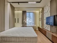 Izdavanje, trosoban stan, 89m², Savski Venac, Beograd - image 14