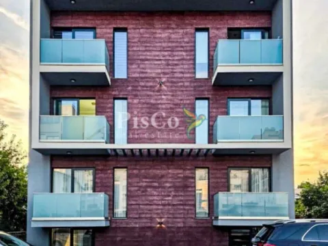 Izdavanje, poslovni prostor, 22m², Preko Morače, Podgorica - image 9