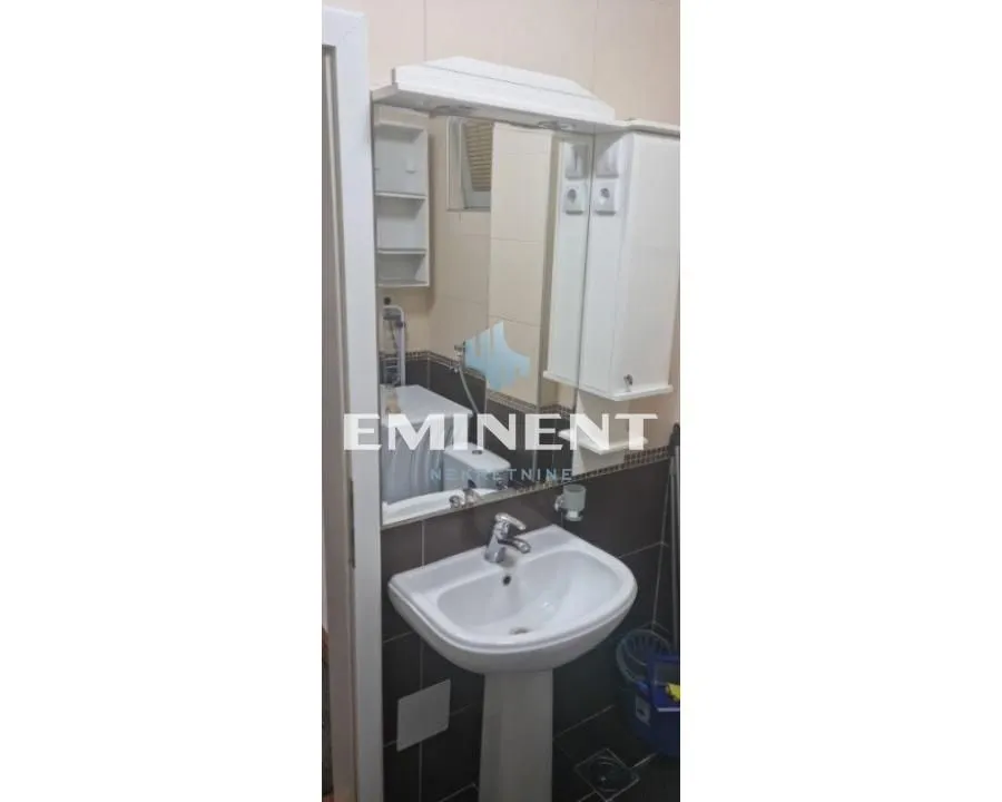 Rent, two bedroom apartment, 50m², Đeram Pijaca, Beograd