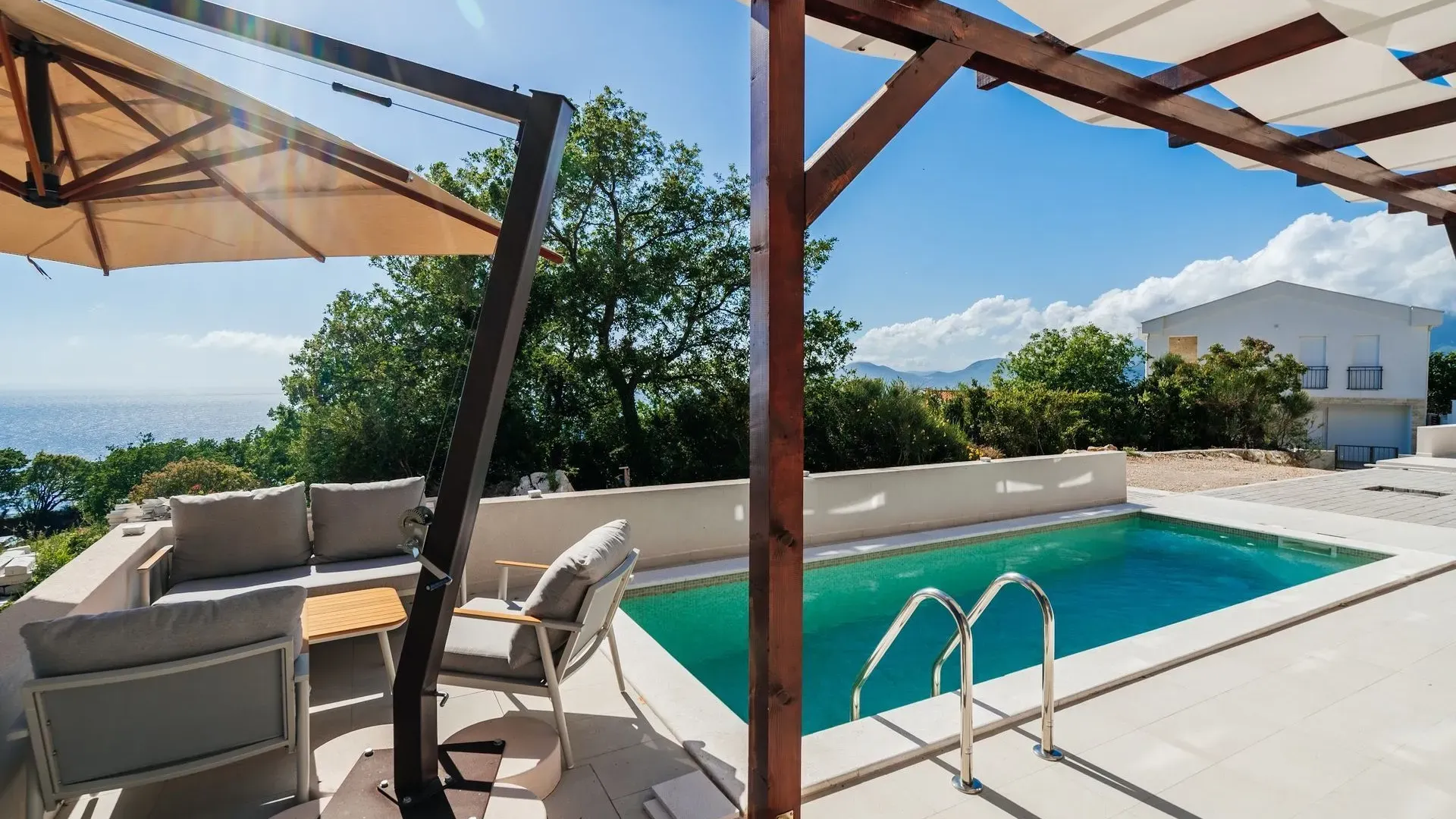 Sale, house, 114m², Blizikuće, Budva