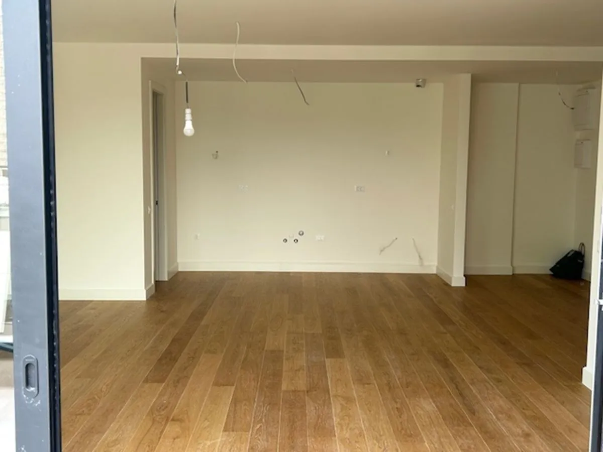 Izdavanje, četvorosoban stan, 120m², Novi Beograd Blok 64, Novi Beograd Sve Podlokacije