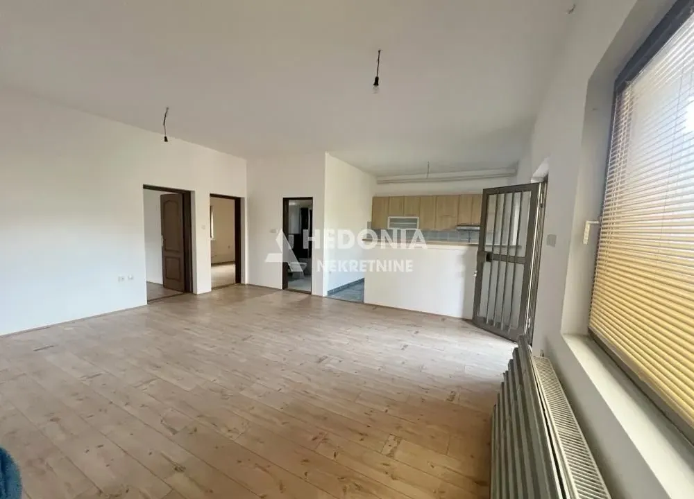 Prodaja, kuća, 278m², Jajinci, Voždovac Sve Podlokacije