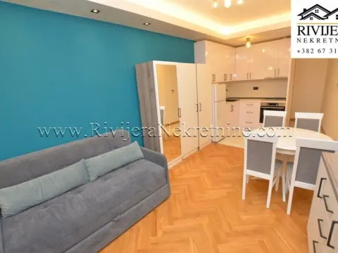 Prodaja, stan, 37m², Centar, Herceg Novi - image 8