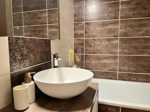 Izdavanje, dvosoban stan, 43m², Bulevar Evrope, Novi Sad Sve Podlokacije - image 14