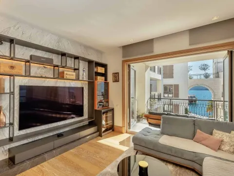 Prodaja, dvosoban stan, 117m², Porto Montenegro, Tivat - image 5