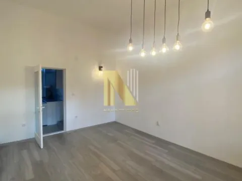 Prodaja, kuća, 199m², Socijalno, Novi Sad Sve Podlokacije - image 17