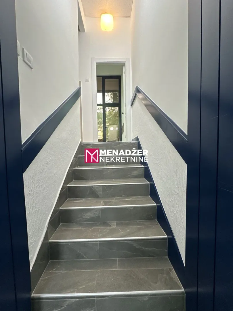 Rent, office space, 48m², Autobuska stanica, Podgorica