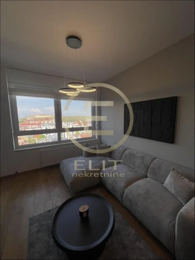 Izdavanje, stan, 40m², Novi Sad Sve Podlokacije, Novi Sad