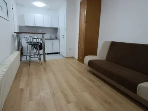 Rent, studio apartment, 17m², Liman 3, Novi Sad Sve Podlokacije - image 3