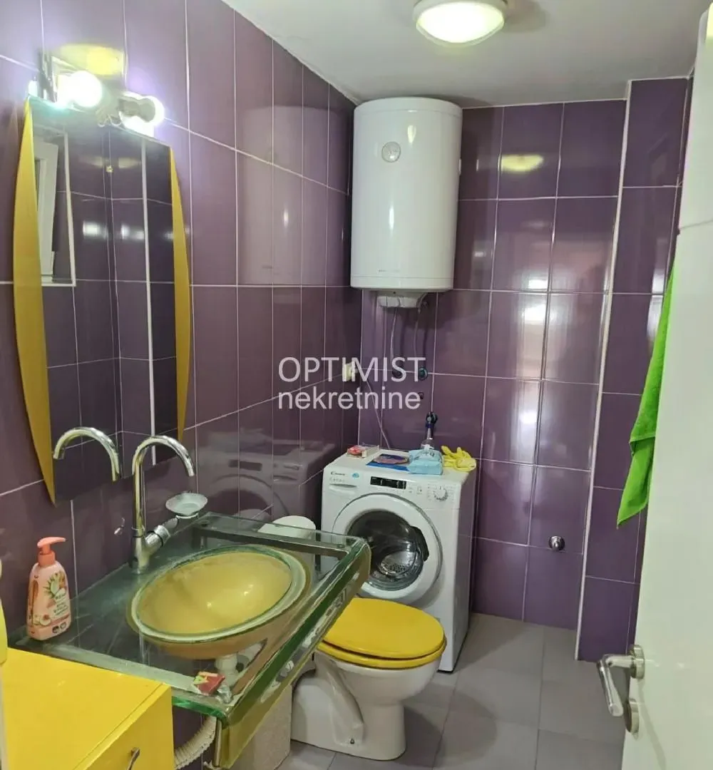Rent, two bedroom apartment, 51m², Đeram Pijaca, Beograd
