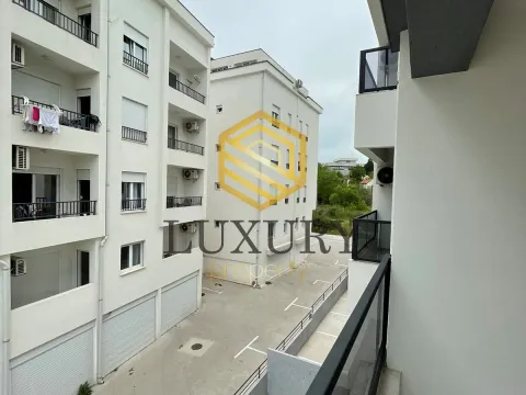 Rent, two bedroom apartment, 70m², Centar, Podgorica - image 6