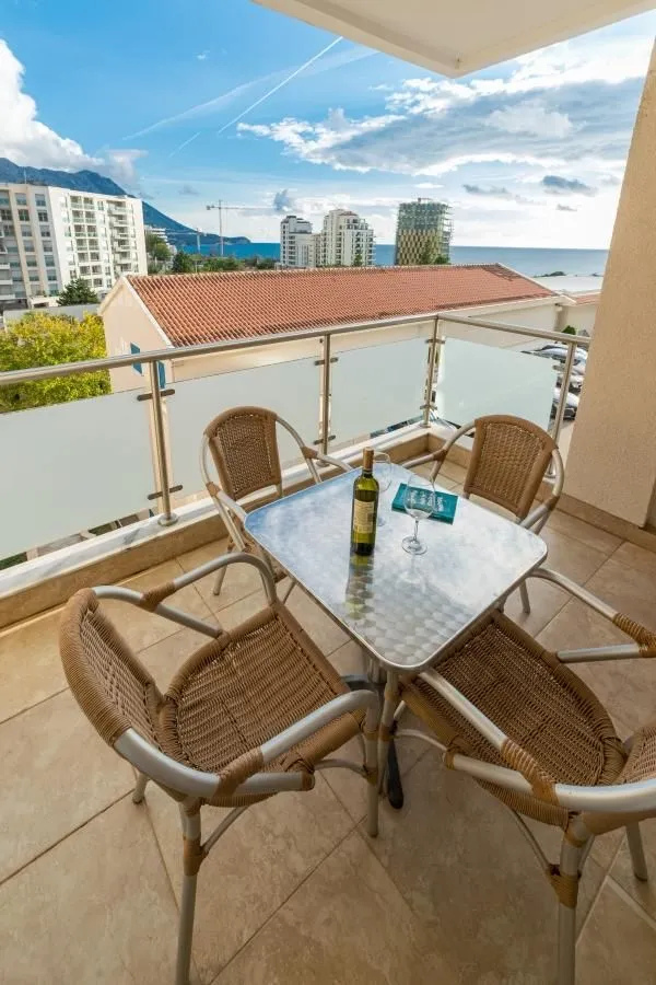 Sale, one bedroom apartment, 54m², Budva, Crna Gora