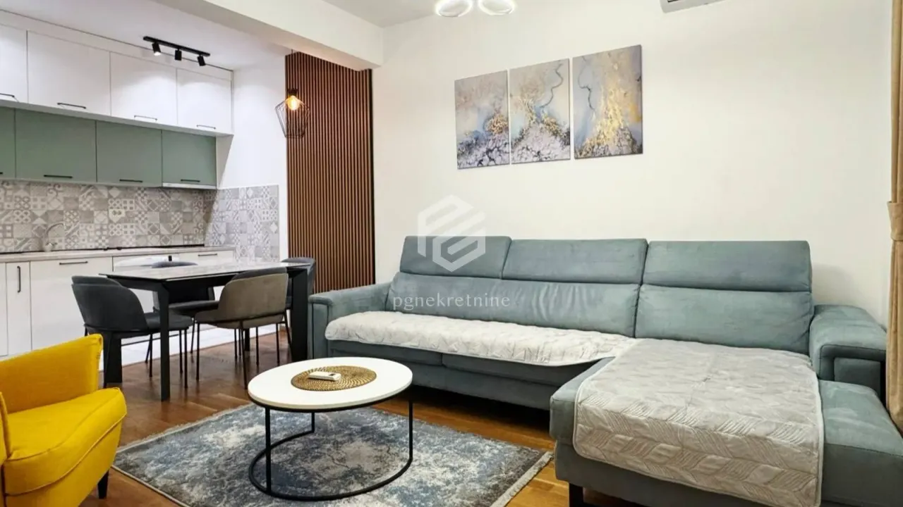 Izdavanje, dvosoban stan, 70m², Zabjelo, Podgorica