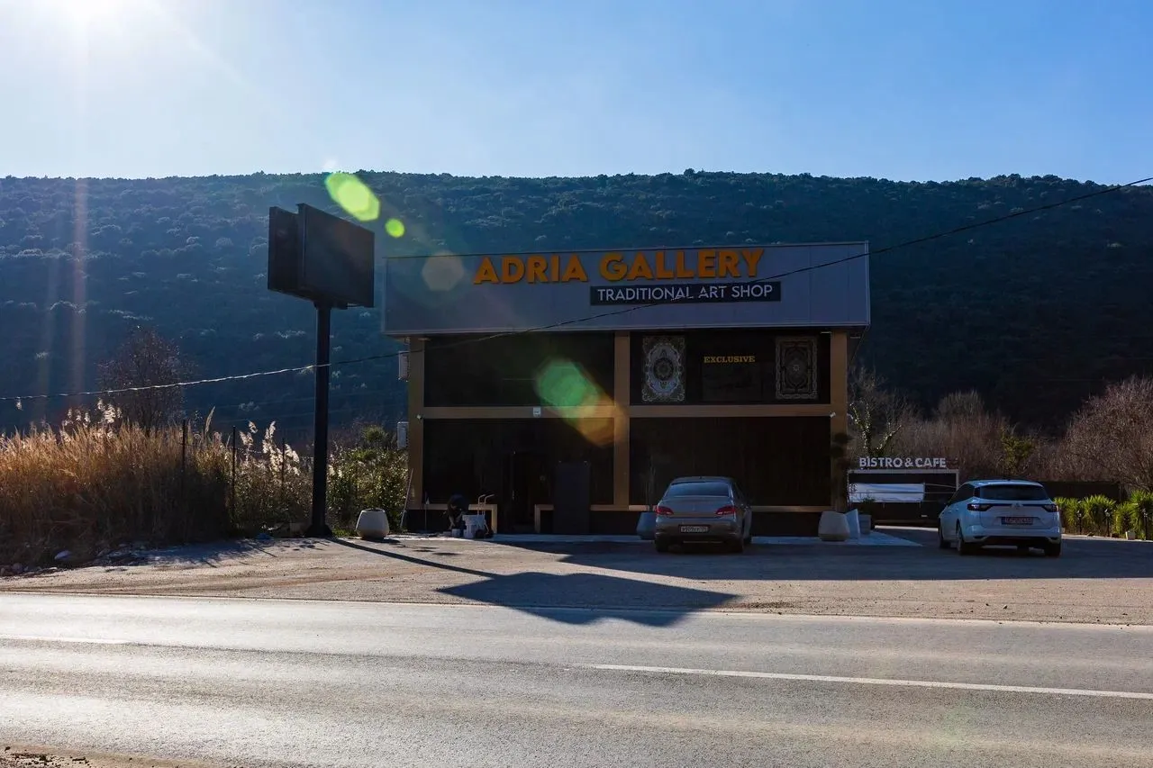 Sale, office space, 615m², Radanovići, Kotor