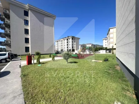 Izdavanje, dvosoban stan, 61m², Tološi, Podgorica - image 14