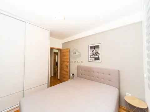 Izdavanje, dvosoban stan, 70m², Centar, Podgorica - image 8