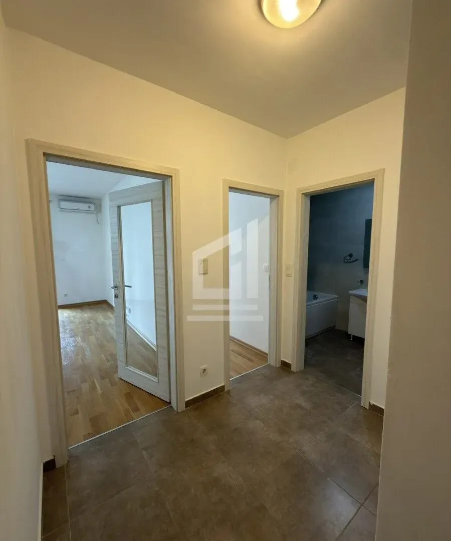 Prodaja, jednosoban stan, 56m², Ljubović, Podgorica
