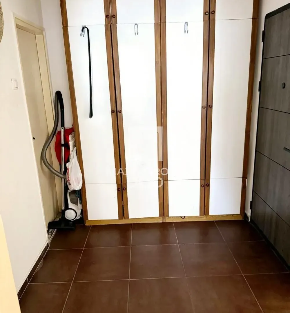 Prodaja, trosoban stan, 71m², Brace Jerković, Voždovac Sve Podlokacije
