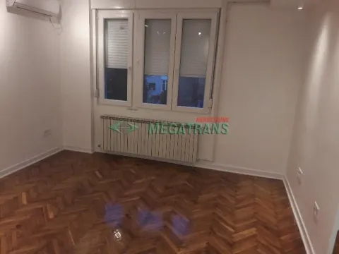 Sale, one bedroom apartment, 35m², Đeram Pijaca, Beograd - image 1