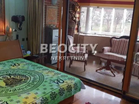 Izdavanje, četvorosoban stan, 200m², Stari Merkator, Novi Beograd Sve Podlokacije - image 4