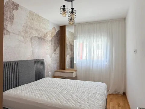 Sale, one bedroom apartment, 43m², Bečići, Budva - image 11