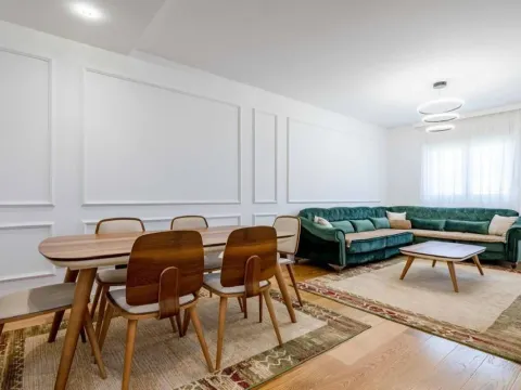 Sale, one bedroom apartment, 52m², Bar, Crna Gora - image 1