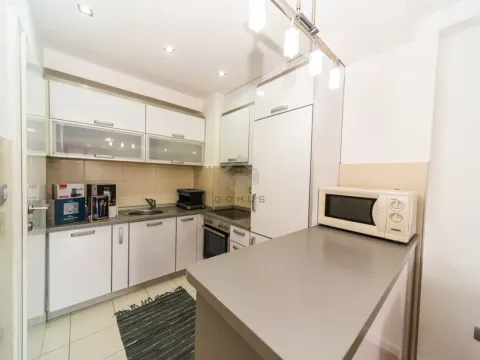 Prodaja, jednosoban stan, 51m², Stari Aerodrom, Podgorica - image 4