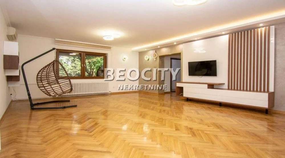 Izdavanje, kuća, 160m², Dedinje Sve Podlokacije, Beograd